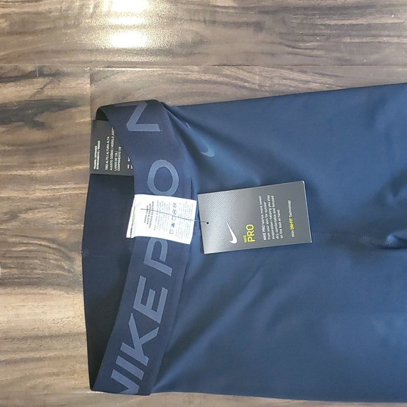 Nike Pro Tight Fit (Dri-Fit) High Rise 7/8 Length Size XS - Picture 3 of 5